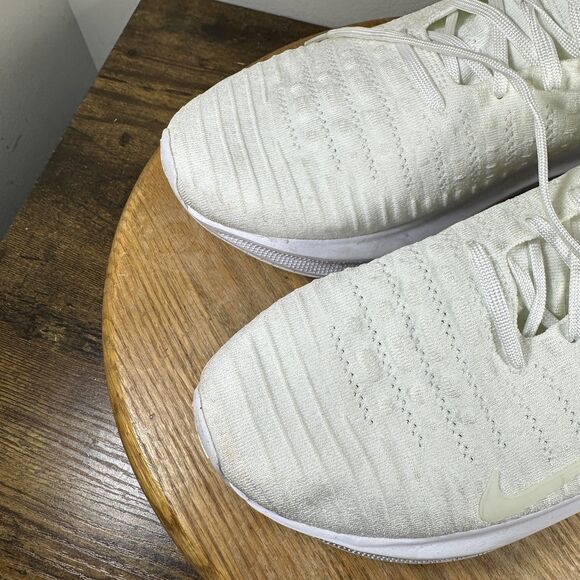 Nike ZoomX Invincible Run Flyknit 3 Shoes Mens Size 12 White DR2665-103 Running main image 4
